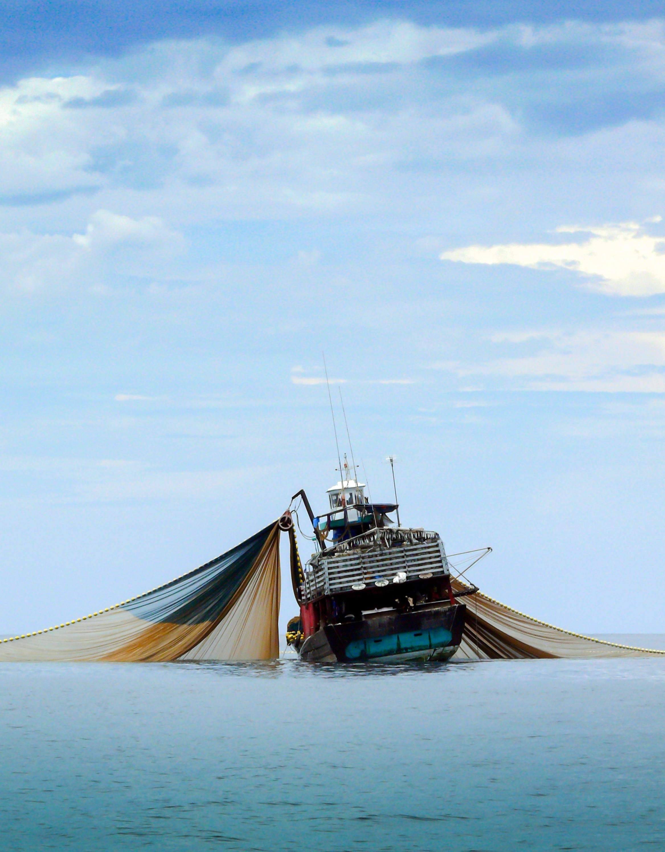 UK to expand bottom trawling ban in British waters