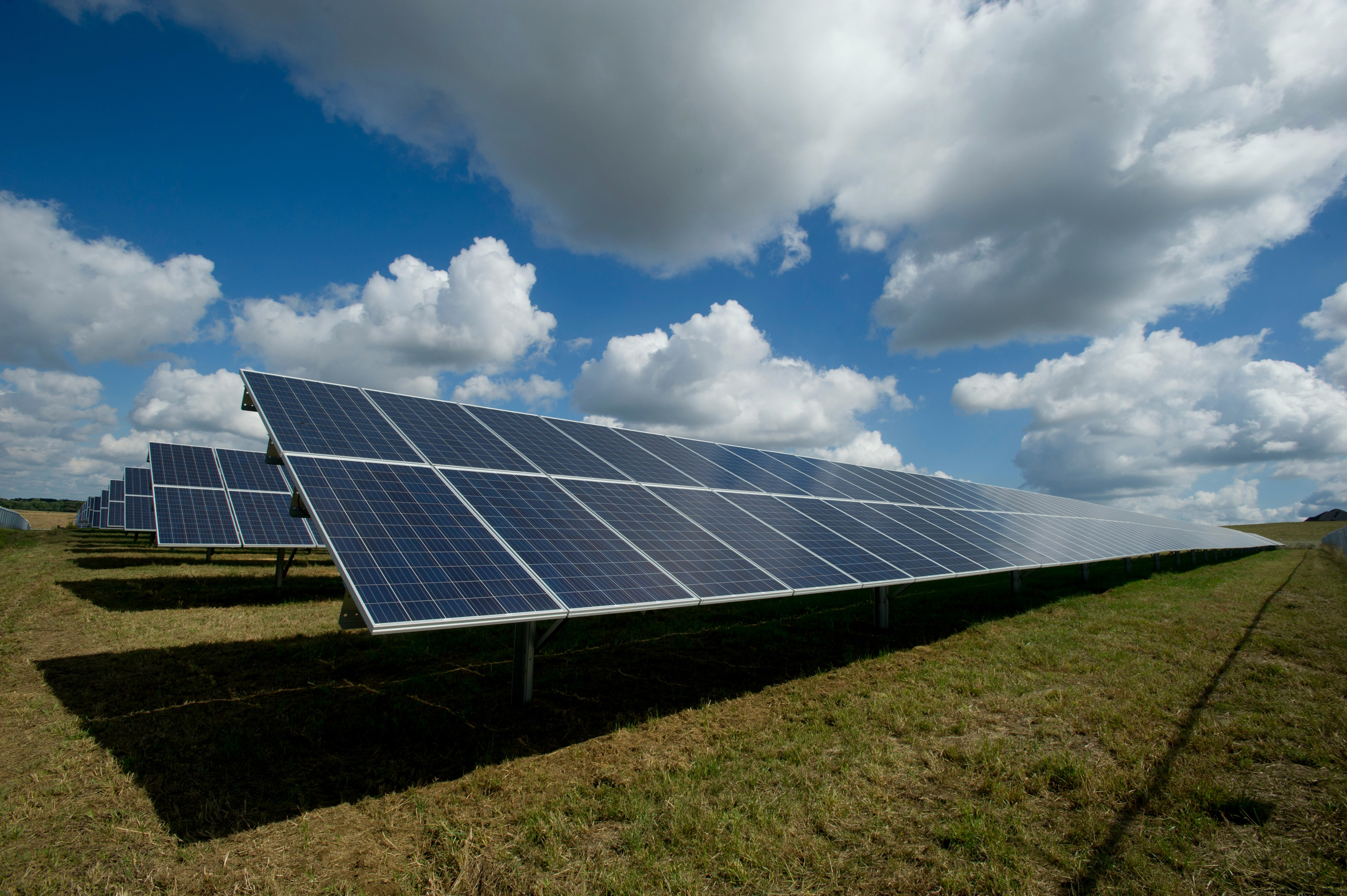 Solar energy overtakes fossil fuels for the first time in the EU